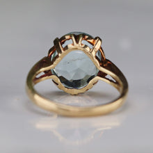 Load image into Gallery viewer, Vintage Aquamarine ring in yellow gold