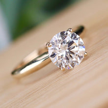 Load image into Gallery viewer, Certed Lab grown 2.08ct  Diamond ring in 14k yellow gold
