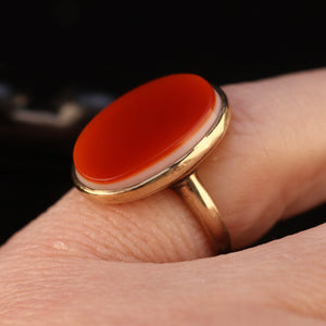 Vintage sardonyx ring in yellow gold
