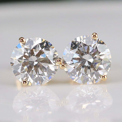 Lab grown 4ctw F/VVS-VS Diamond studs in 18k yellow gold
