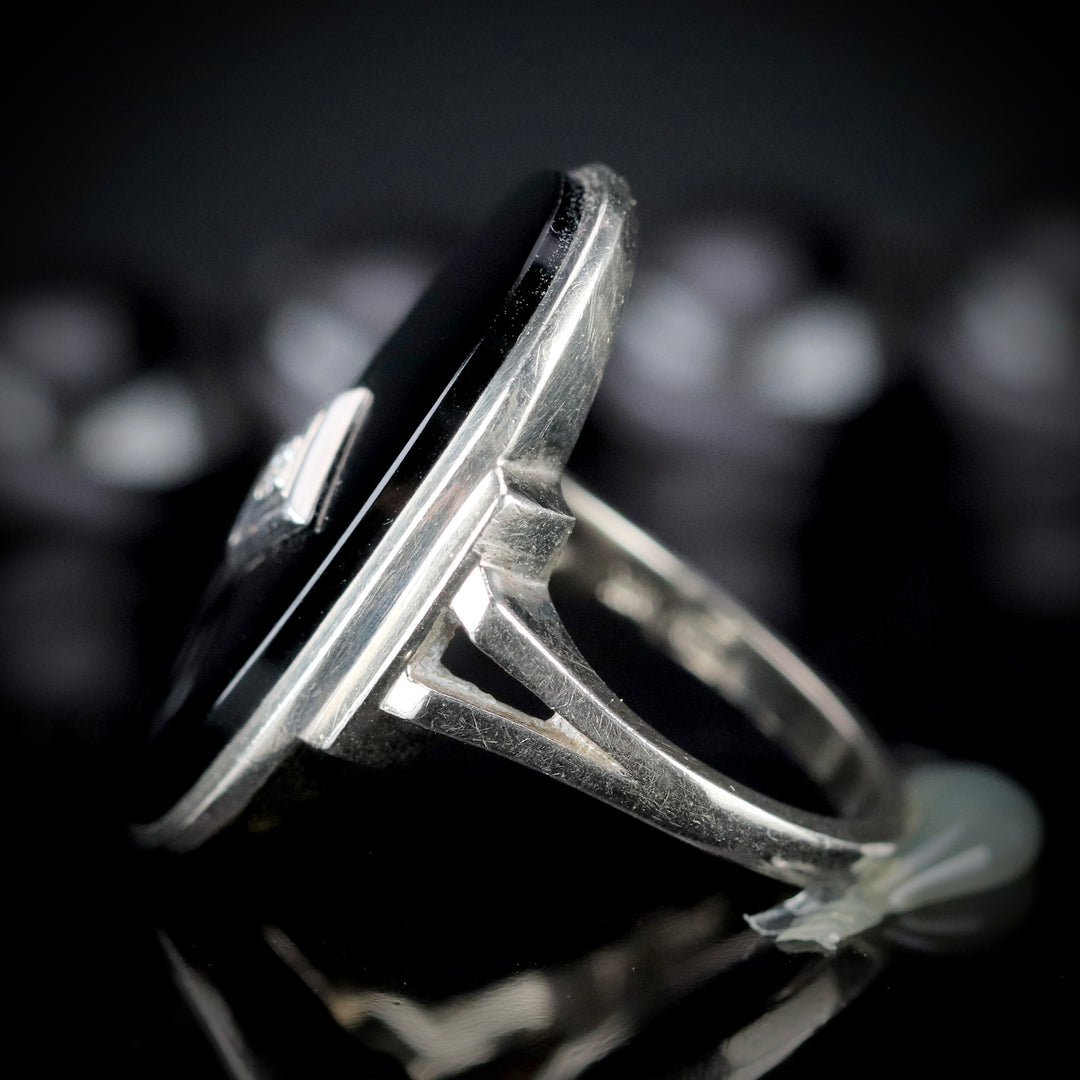 Vintage large Onyx and diamond ring in white gold
