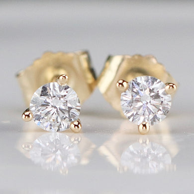 Lab grown .29ctw F-G/SI Diamond studs in 14k yellow gold