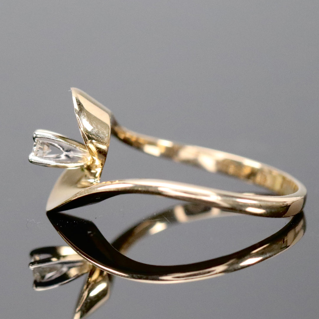 Vintage diamond ring in 14k yellow gold from Manor Jewels
