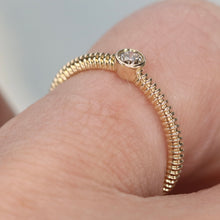 Load image into Gallery viewer, Diamond solitaire in 14k yellow gold