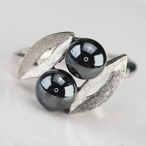 Vintage hematite ring in white gold - onyx sale