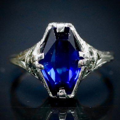 Vintage synthetic sapphire in 18k white gold filigree