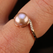Load image into Gallery viewer, Pink pearl and diamond ring in 14k rose gold