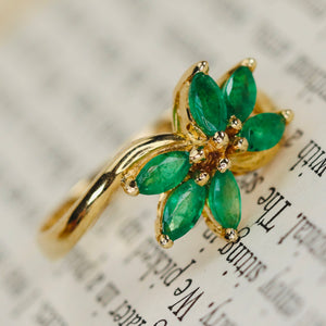 Vintage emerald twisted cluster ring in 14k yellow gold