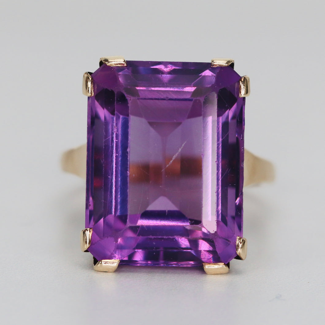 Large 20ct Emerald cut amethyst ring in 14k yellow gold