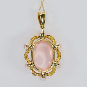 Rose quartz and pearl necklace in 18k yellow gold