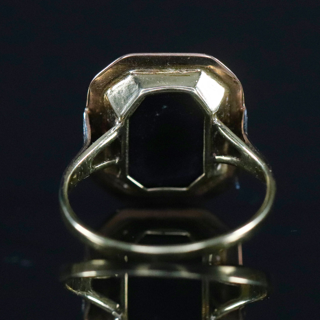 Vintage onyx ring in white & yellow gold