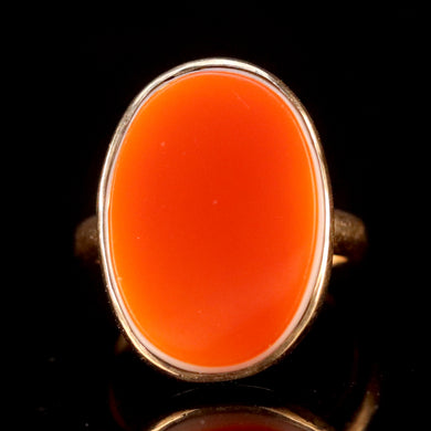 Vintage sardonyx ring in yellow gold