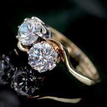 Load image into Gallery viewer, Vintage toi et moi ring in yellow gold
