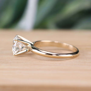 Certed Lab grown 2.08ct  Diamond ring in 14k yellow gold