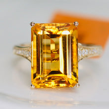 Load image into Gallery viewer, Vibrant Citrine and diamond ring in 14k yellow gold by Effy