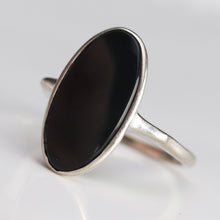 Load image into Gallery viewer, Oval black onyx vintage gold ring in 10k white gold