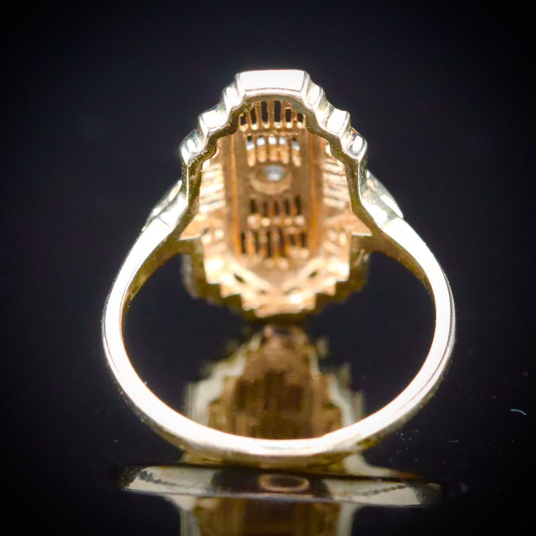 Vintage diamond ring in yellow gold from Manor Jewels.