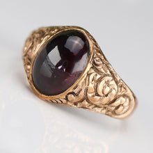 Load image into Gallery viewer, Antique garnet cabochon ring in rose gold