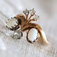 Load image into Gallery viewer, 50% OFF!  Vintage opal and Diamond ring in 14k yellow gold