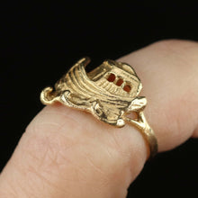 Load image into Gallery viewer, Noah’s Ark pinky ring in yellow gold