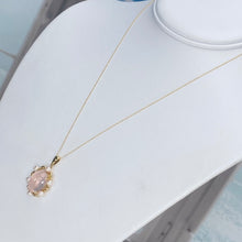 Load image into Gallery viewer, Rose quartz and pearl necklace in 18k yellow gold
