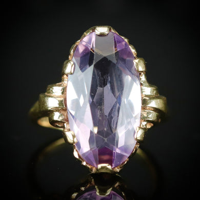 MEGA SALE!  Vintage oval Amethyst ring in yellow gold