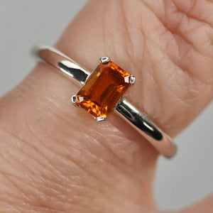 Citrine solitaire ring in white gold