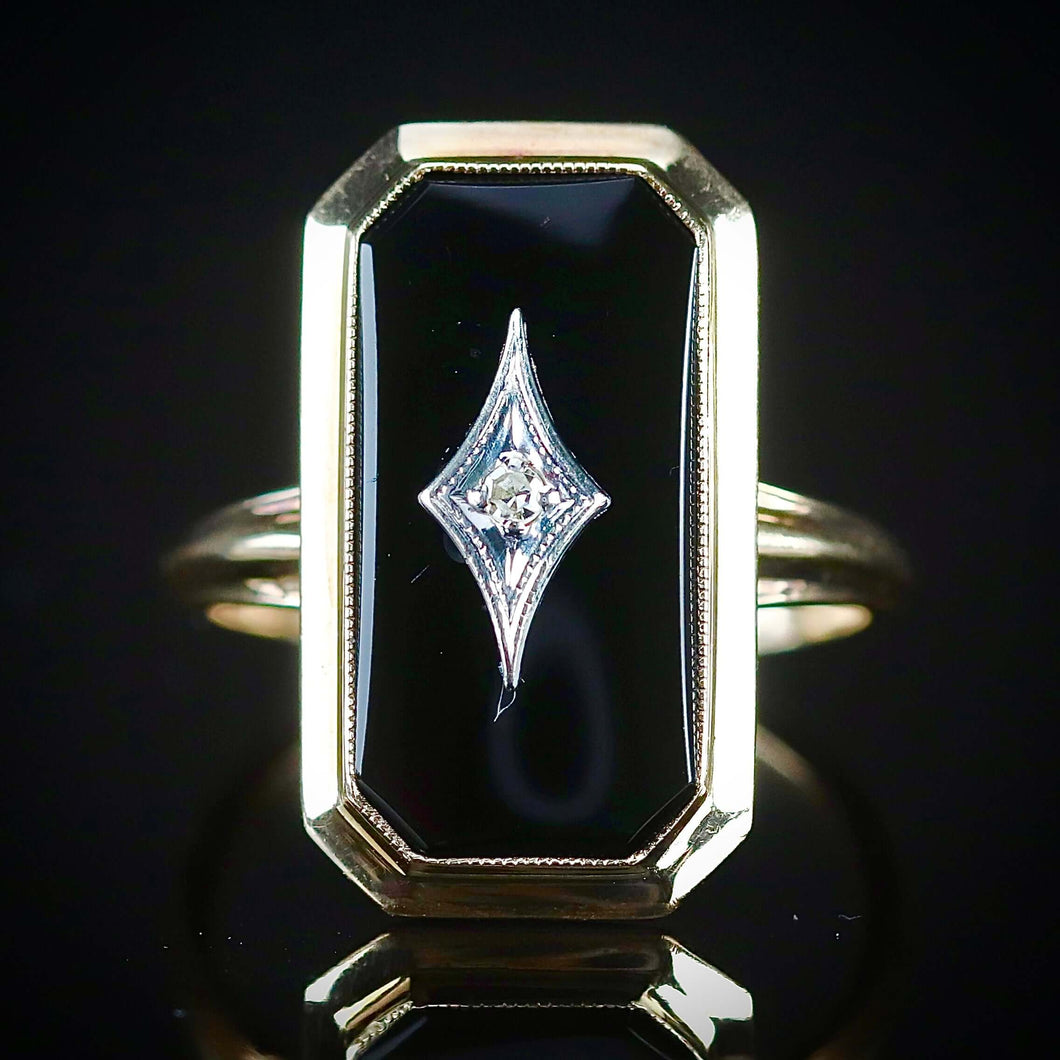 MEGA SALE!  Vintage onyx and diamond ring in yellow gold