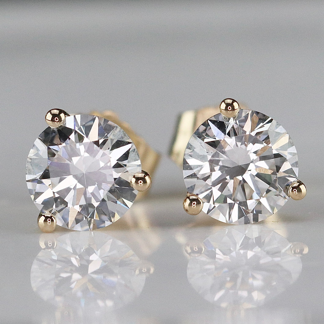 Lab grown 1.17ctw F-G/SI Diamond studs in 14k yellow gold