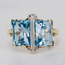 Load image into Gallery viewer, Vintage 2 stone blue synthetic spinel in yellow gold ring