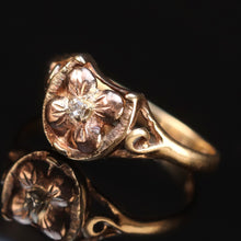 Load image into Gallery viewer, Vintage horseshoe ring in yellow and rose gold