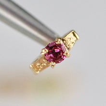 Load image into Gallery viewer, SPECIAL: Mini ring in 14k yellow gold - purple February