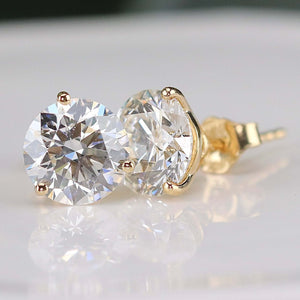 Lab grown 4ctw F/VVS-VS Diamond studs in 18k yellow gold