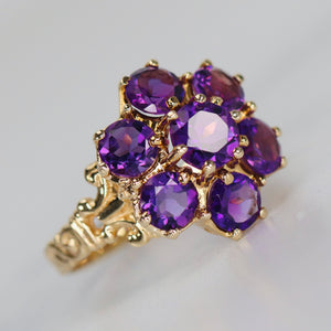 Vintage amethyst cluster ring in yellow gold