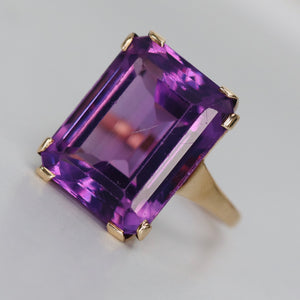 Large 20ct Emerald cut amethyst ring in 14k yellow gold