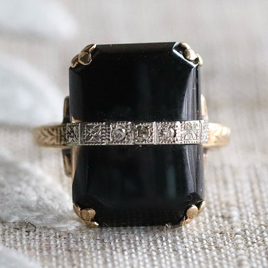 Large onyx and diamond vintage ring in yellow gold from Manor Jewels