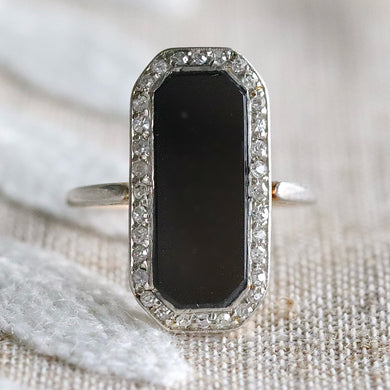 Edwardian antique elegant onyx and diamond vintage ring in yellow gold from Manor Jewels