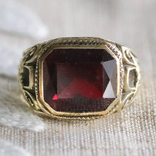 Load image into Gallery viewer, Vintage 1937 lab grown Ruby ring in 14k yellow gold