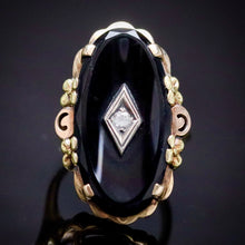 Load image into Gallery viewer, Vintage onyx ring in gold