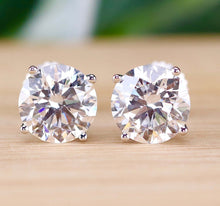 Load image into Gallery viewer, SPECIAL! Lab grown 1ctw F-G/SI+ Diamond studs in your choice of setting and gold