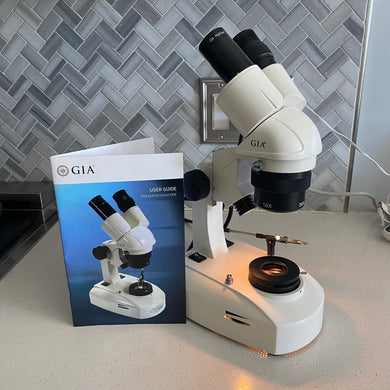 GIA Presentationscope with 10x and 30x magnification