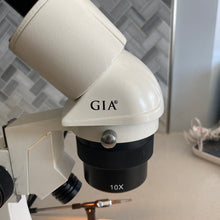 Load image into Gallery viewer, GIA Presentationscope with 10x and 30x magnification