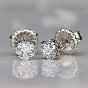 MANOR ROYAL: Lab grown 1.38ctw F/VS Diamond studs in 14k white gold