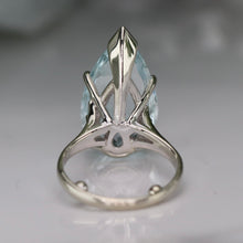 Load image into Gallery viewer, Spectacular vintage 11.60ct pear shape blue topaz ring in 14k white gold