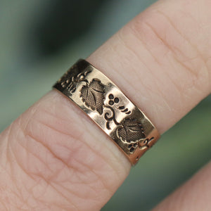 Victorian leaf band in rose gold