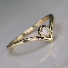 Load image into Gallery viewer, Lab grown diamond chevron in 14k yellow gold