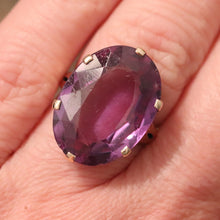 Load image into Gallery viewer, Vintage color change ring in 14k yellow gold