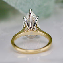 Load image into Gallery viewer, The Luna - 4.16ct Pear shaped lab grown diamond solitaire ring in 14k gold