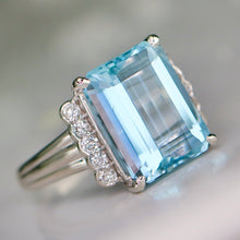 Load image into Gallery viewer, Estate Aquamarine and diamond ring in platinum