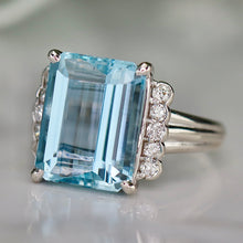 Load image into Gallery viewer, Estate Aquamarine and diamond ring in platinum